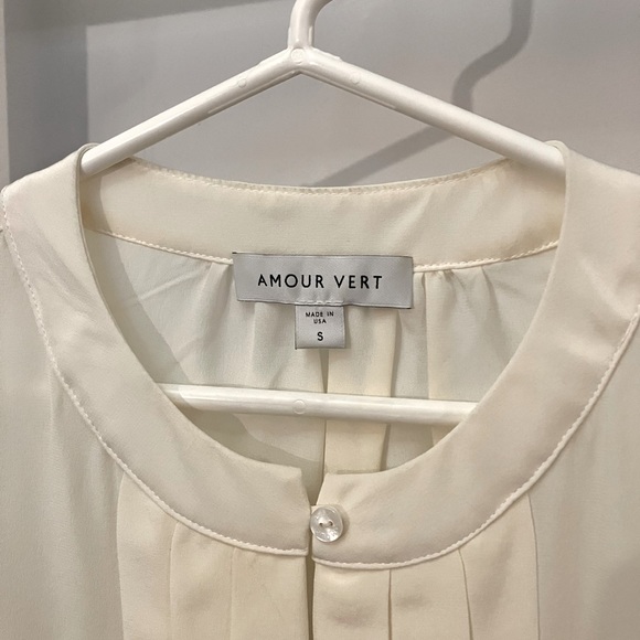 Amour Vert silk blouse; size S - Picture 3 of 6